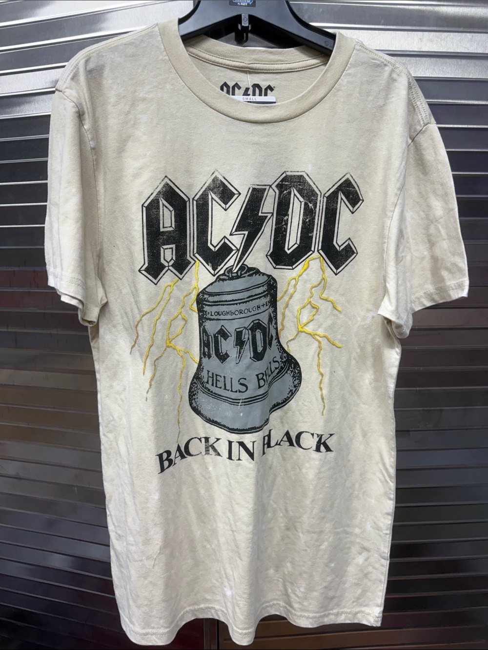 AC/DC Cream Back In Black Bell Graphic T-Shirt Size Small